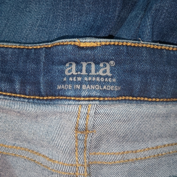 a.n.a Dark Blue Distressed Skinny Jeggings Jeans 28/6 Raw Hem Holes - Picture 6 of 8